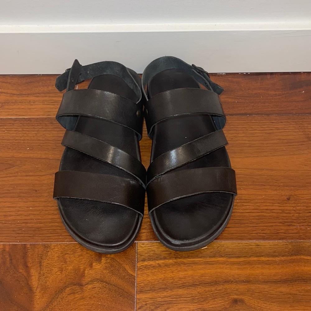 Sandals Made In Italy. Size 42. Beautiful Leather